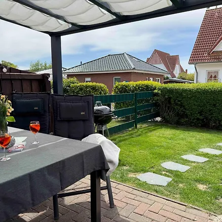 Haus Kuestenkoerbchen * ドルム・ノイフェルト